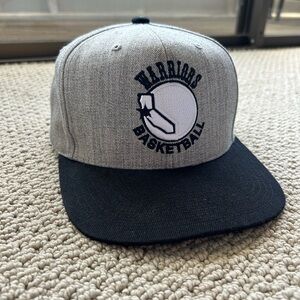 Mitchell & Ness Warriors Gray and Black Hat
